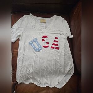 Judith March White USA T-Shirt Nwot Large